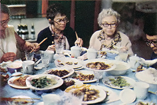 The Chinese commonly serve 15-course meals.